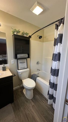 517 S Cottonwood ST, Emporia, KS 66801