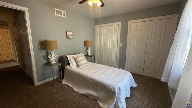 517 S Cottonwood ST, Emporia, KS 66801