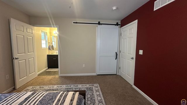 517 S Cottonwood ST, Emporia, KS 66801