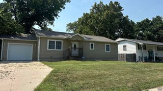 517 S Cottonwood ST, Emporia, KS 66801