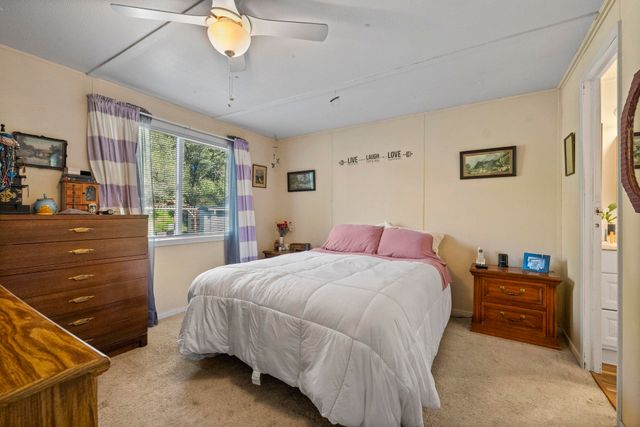 11991 Black Dr, Big Oak Flat, CA 95305