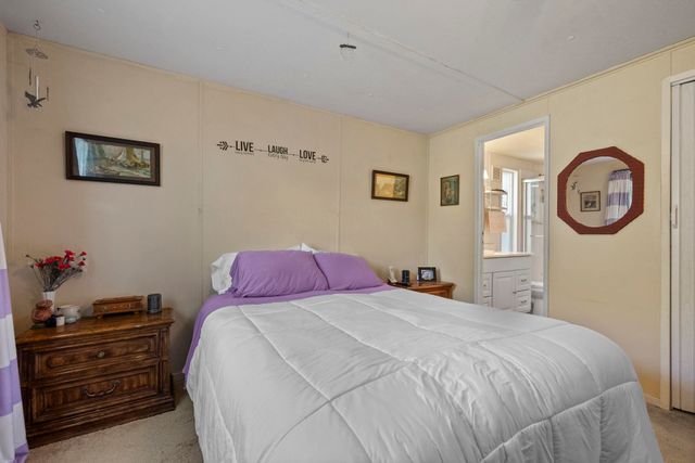 11991 Black Dr, Big Oak Flat, CA 95305