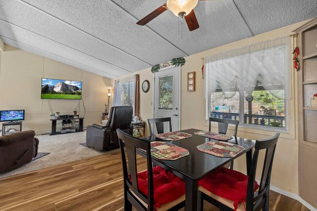 11991 Black Dr, Big Oak Flat, CA 95305