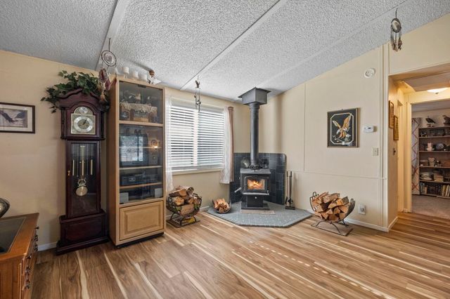 11991 Black Dr, Big Oak Flat, CA 95305