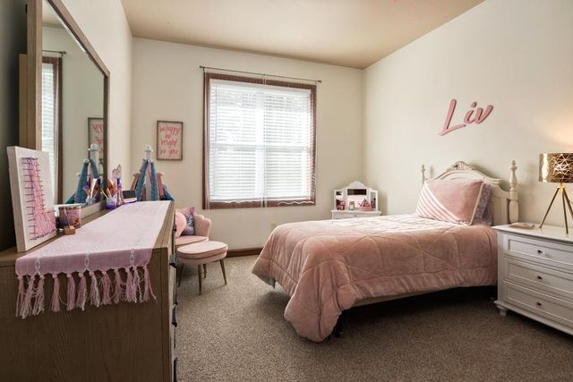 1024 FAVERSHAM WAY, Green Bay, WI 54313