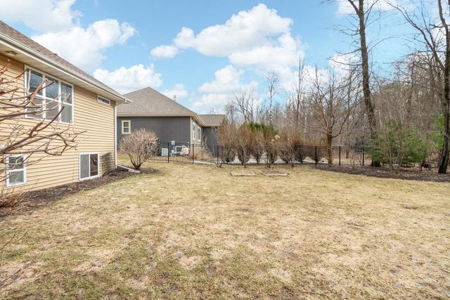 1024 FAVERSHAM WAY, Green Bay, WI 54313