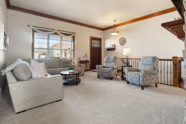 1024 FAVERSHAM WAY, Green Bay, WI 54313