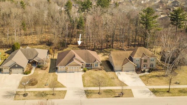 1024 FAVERSHAM WAY, Green Bay, WI 54313