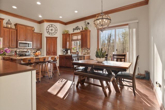 1024 FAVERSHAM WAY, Green Bay, WI 54313