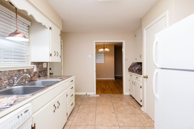 9604 Temple Drive, Little Rock, AR 72205