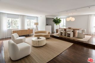 2318 Fox Hills Drive 105, Los Angeles, CA 90064