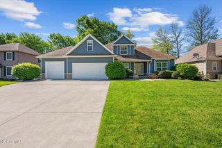 7403 Cross Ridge Road, Holland, OH 43528