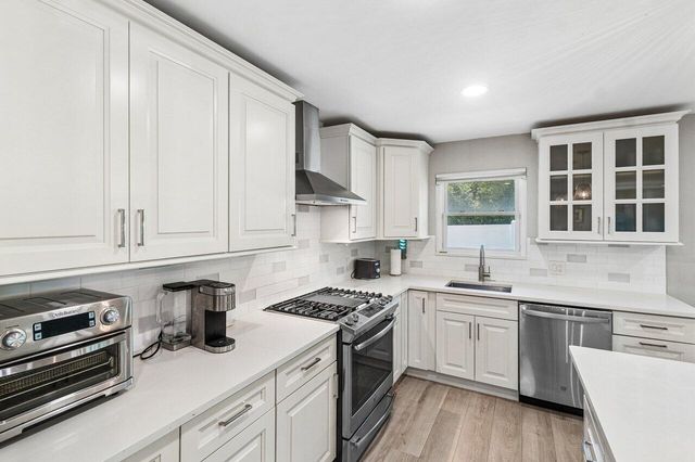 106 Periwinkle Drive, Hypoluxo, FL 33462