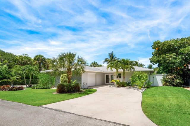 106 Periwinkle Drive, Hypoluxo, FL 33462