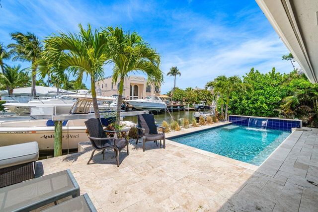 106 Periwinkle Drive, Hypoluxo, FL 33462
