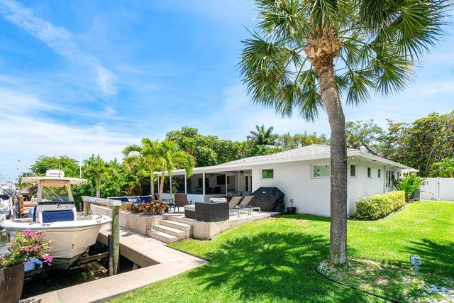106 Periwinkle Drive, Hypoluxo, FL 33462