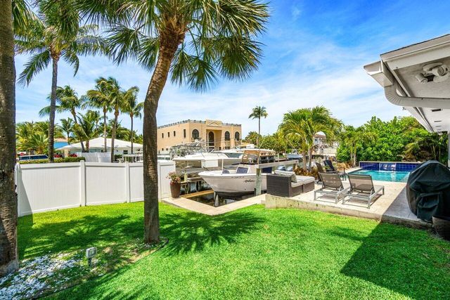 106 Periwinkle Drive, Hypoluxo, FL 33462