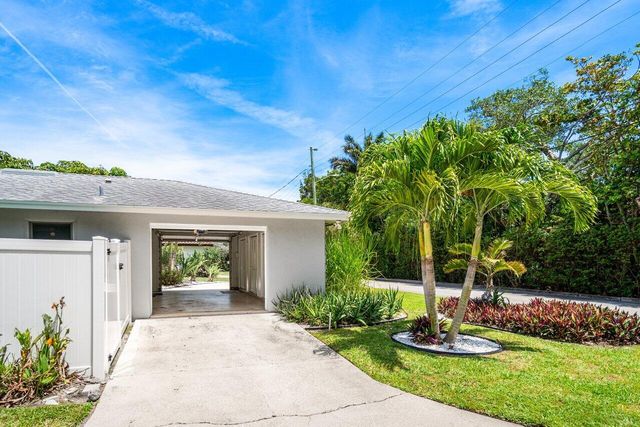 106 Periwinkle Drive, Hypoluxo, FL 33462