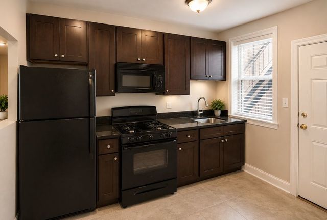 3221 W Division Street 3S, Chicago, IL 60651