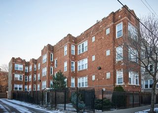 3221 W Division Street 3S, Chicago, IL 60651