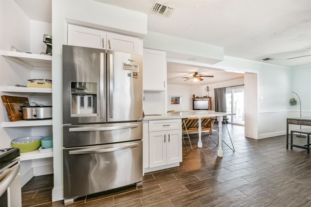 21710 Frio Drive, Galveston, TX 77554