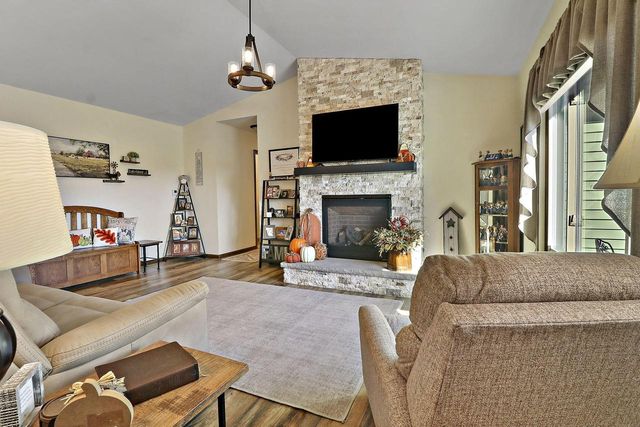 1511 Birchwood STREET, Delavan, WI 53115