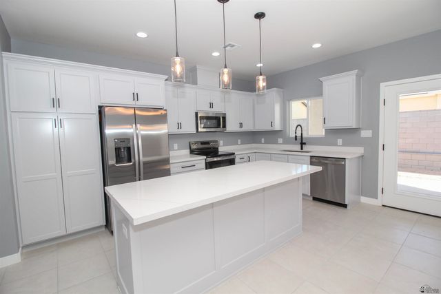 10589 E 45 Ln, Yuma, AZ 85367