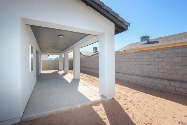 10589 E 45 Ln, Yuma, AZ 85367