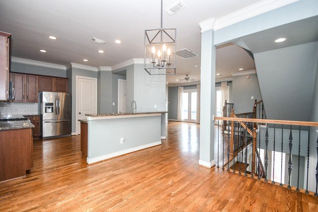 2222 Hilshire Lake Drive, Houston, TX 77080