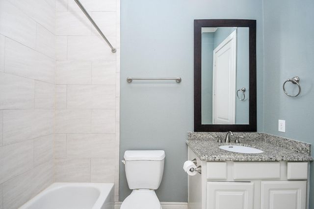 2222 Hilshire Lake Drive, Houston, TX 77080