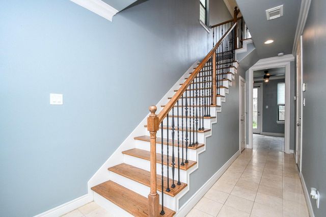 2222 Hilshire Lake Drive, Houston, TX 77080