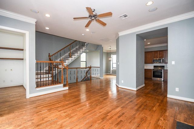 2222 Hilshire Lake Drive, Houston, TX 77080