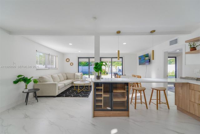 415 NW 133rd St, North Miami, FL 33168