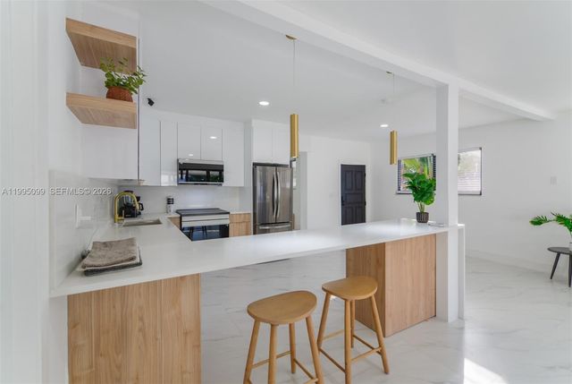 415 NW 133rd St, North Miami, FL 33168