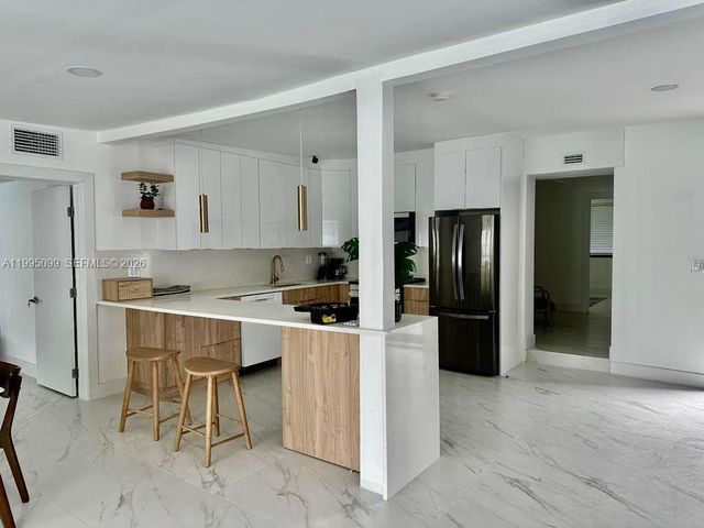 415 NW 133rd St, North Miami, FL 33168