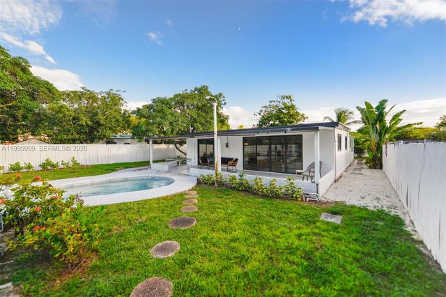 415 NW 133rd St, North Miami, FL 33168