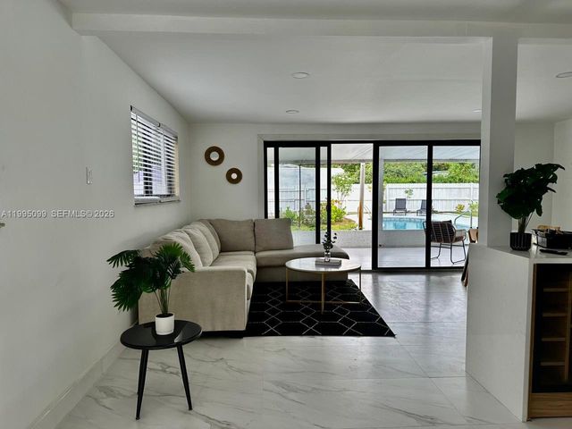 415 NW 133rd St, North Miami, FL 33168