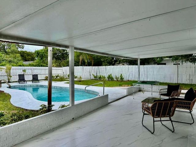 415 NW 133rd St, North Miami, FL 33168