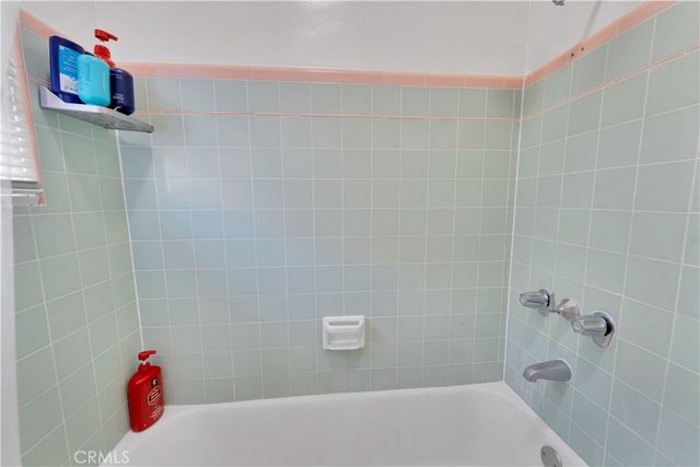 34 N 1st Street 10, Alhambra, CA 91801