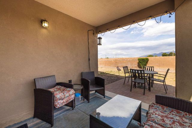 2700 Violeta Circle SE, Rio Rancho, NM 87124