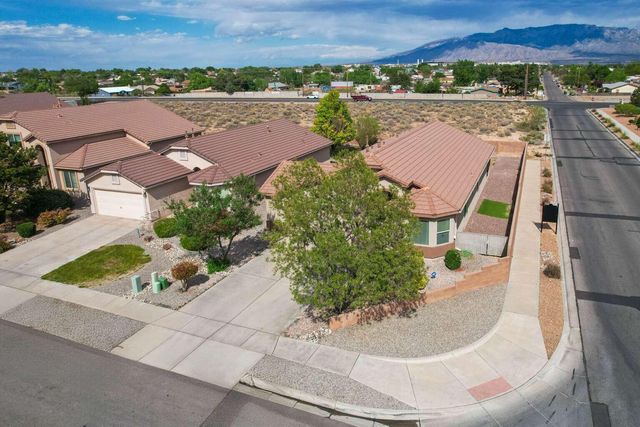 2700 Violeta Circle SE, Rio Rancho, NM 87124