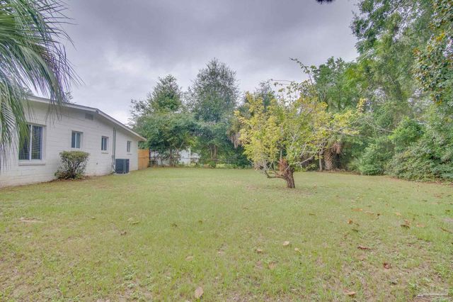 114 Altamont Rd, Pensacola, FL 32503