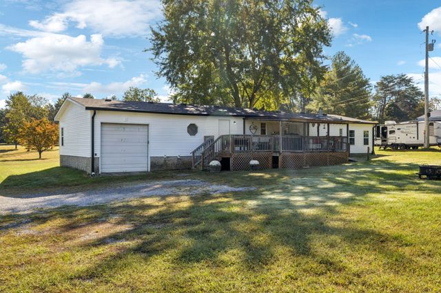1740 Hazelwood Dr, Ashland City, TN 37015