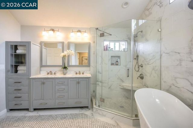 415 Skycrest Dr, Danville, CA 94506