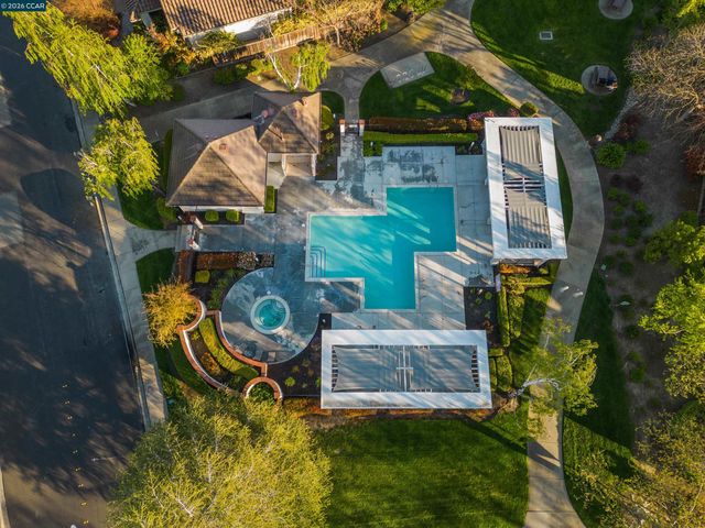 415 Skycrest Dr, Danville, CA 94506