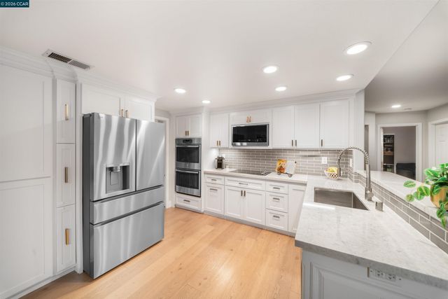 415 Skycrest Dr, Danville, CA 94506