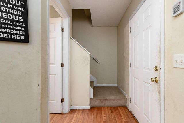 3033 Benchmark Drive, Columbus, OH 43219