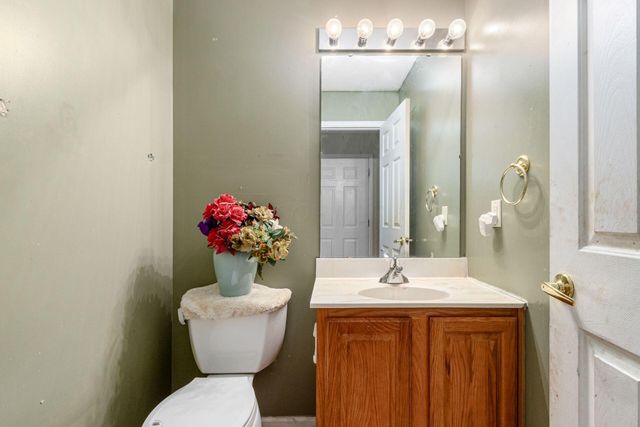 3033 Benchmark Drive, Columbus, OH 43219