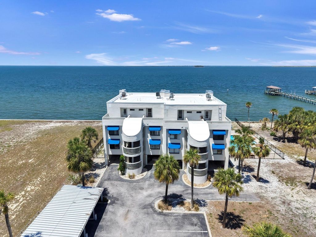 6504 SURFSIDE BOULEVARD 4, Apollo Beach, FL 33572
