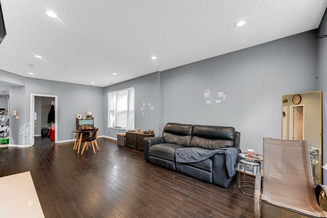 1440 E 76th Street, Chicago, IL 60619